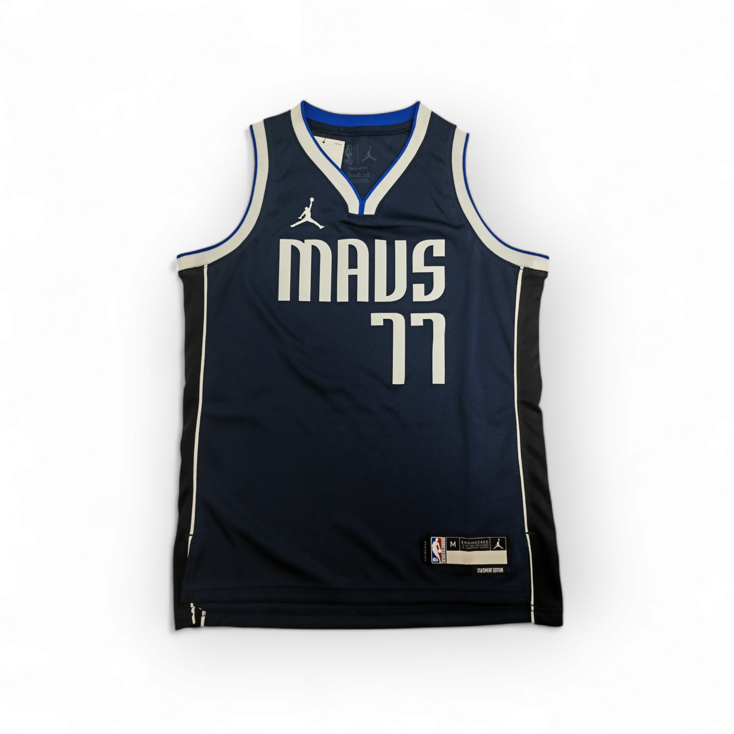 Youth Jordan Dallas Mavericks Statement Edition Jersey, #77 Doncic, Blue, YM