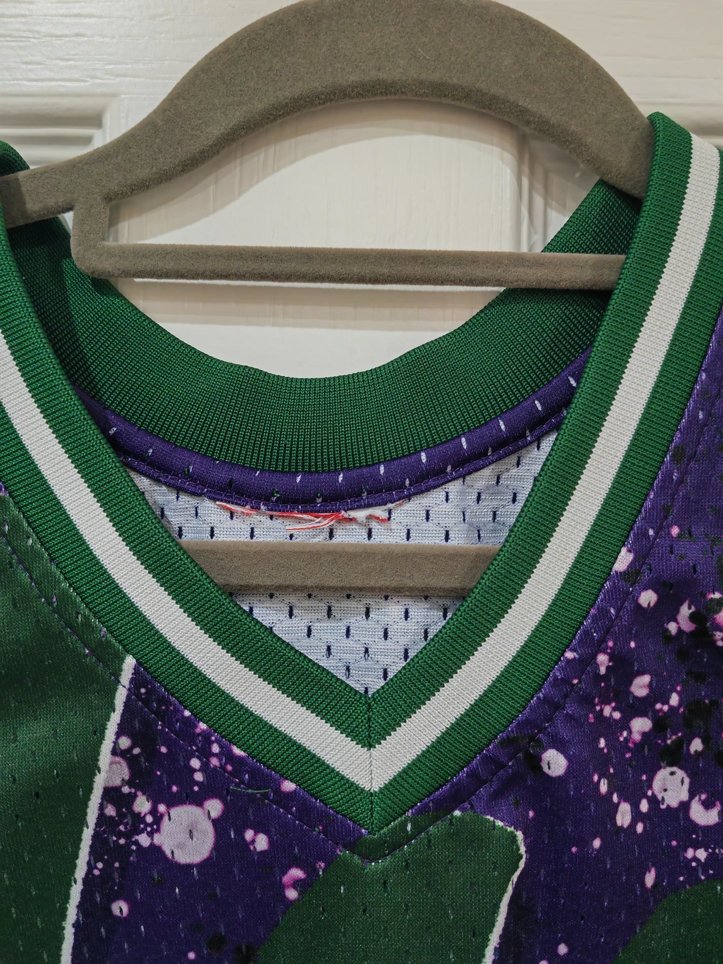 Mitchell & Ness Milwaukee Bucks Hyper Hoops NBA Jersey, #34 Allen, Purple, Medium