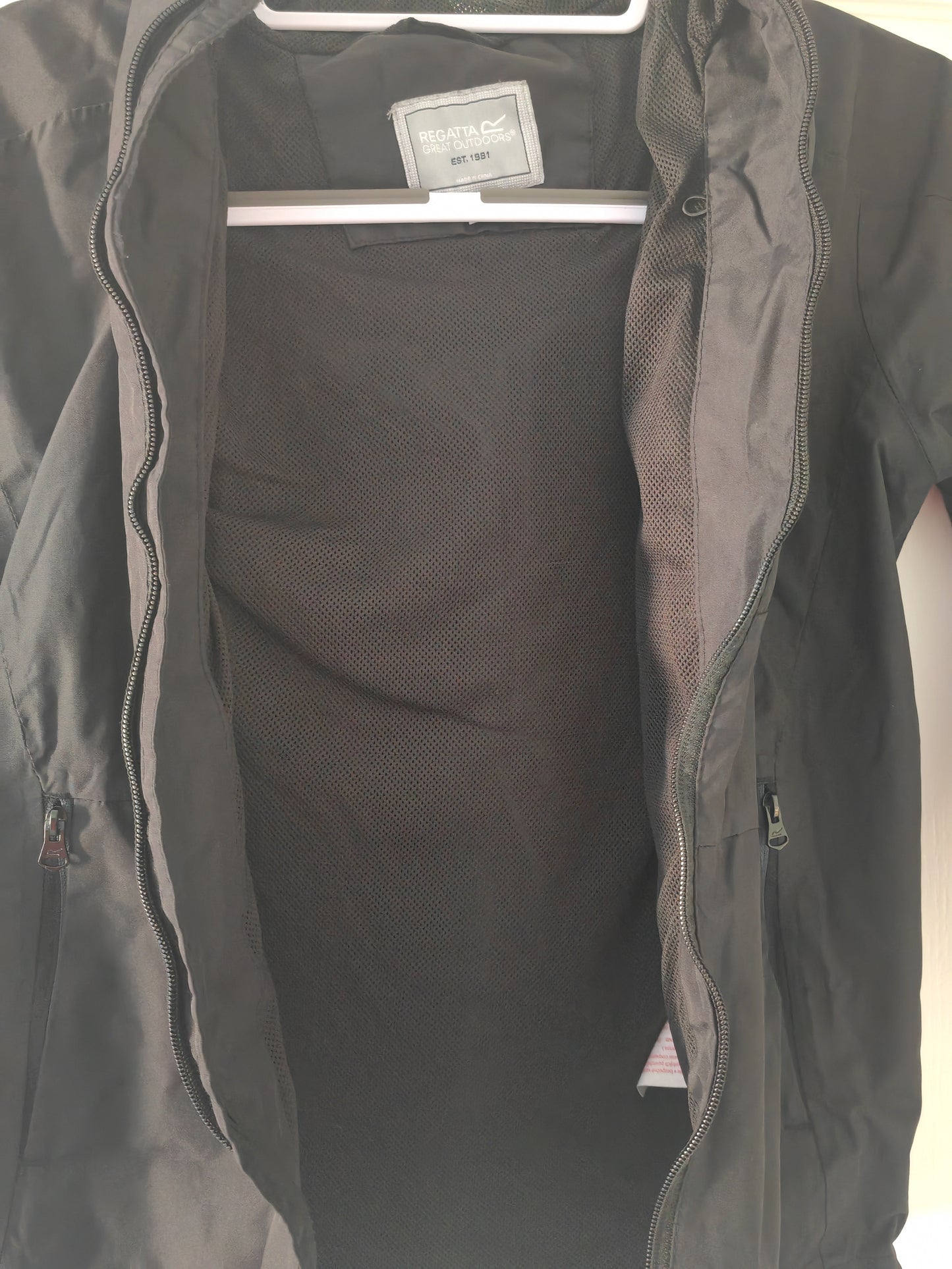 Youth Regatta Outdoors full Zip Hooded Water Resistant Coat, Black, Size 9-10Y