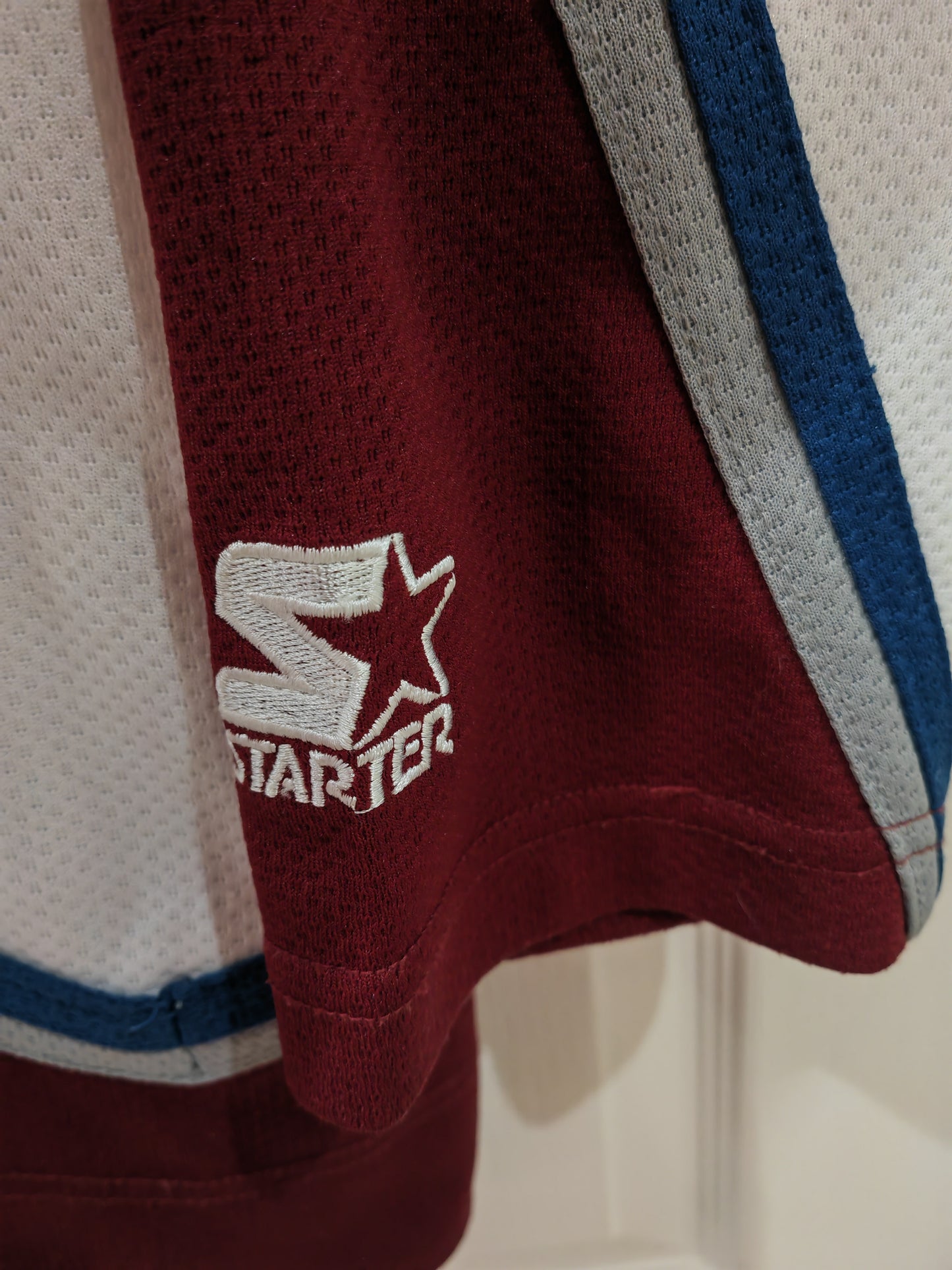 Starter Colorado Avalanche NHL Hockey Jersey, White, Size Medium