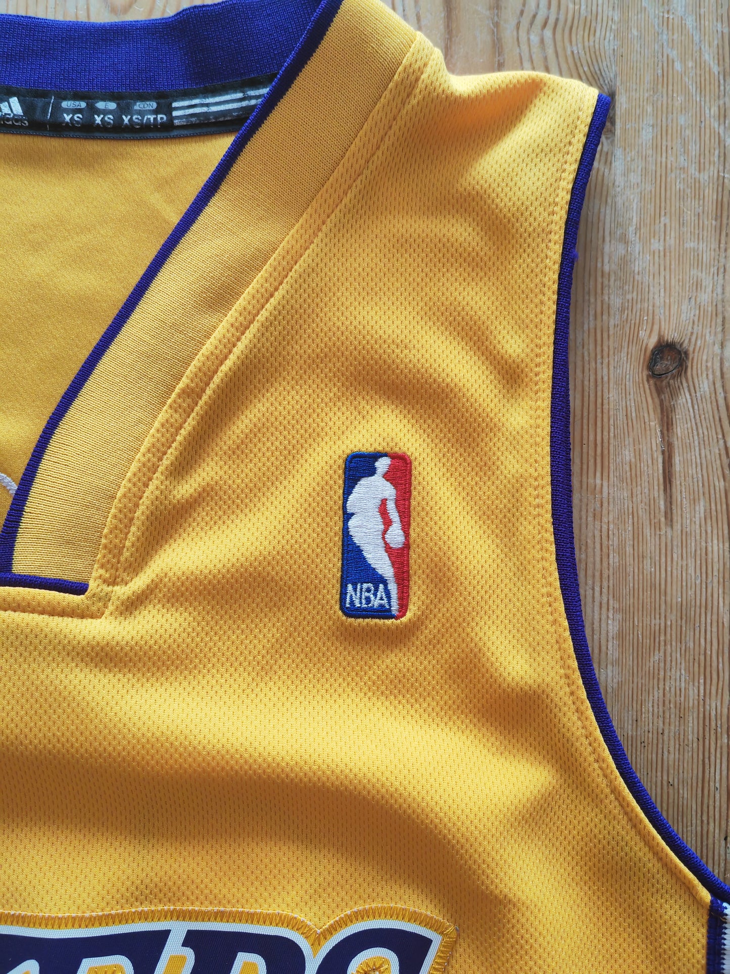 Adidas Los Angeles Lakers NBA Jersey, #16 Gasol, Yellow, Size XS +2 Length