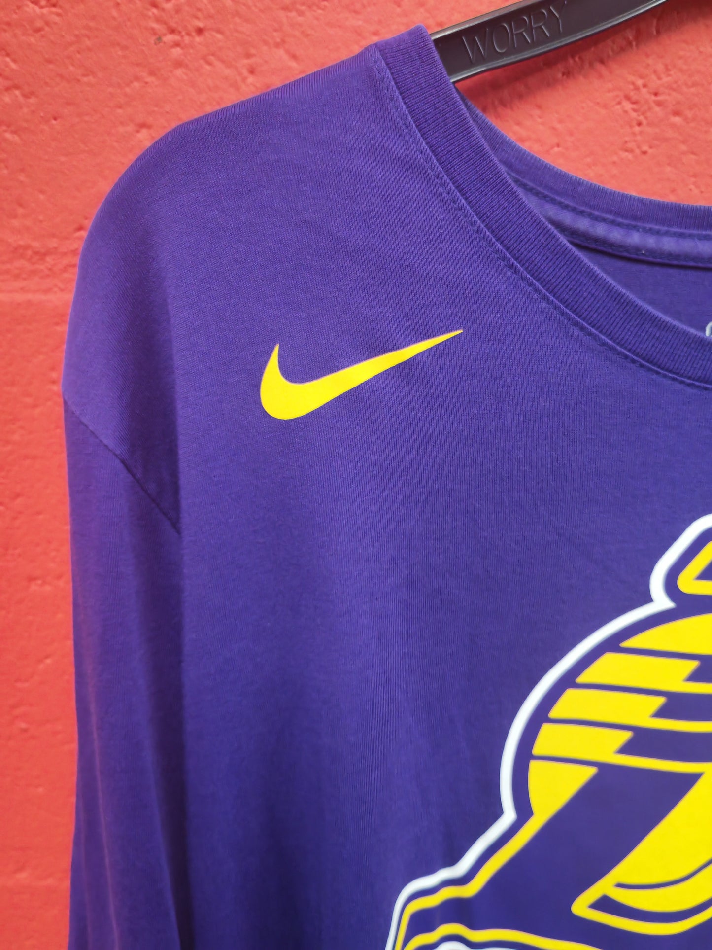 Nike Dri Fit Los Angeles Lakers NBA Long Sleeve T Shirt, Purple, Size Medium