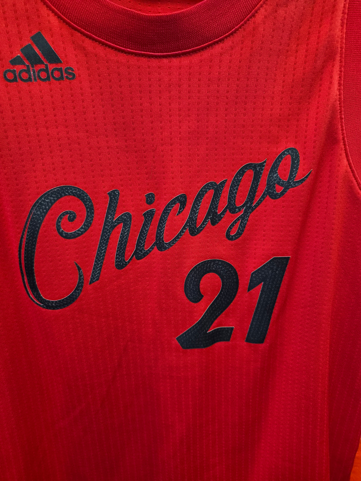Youth Adidas Chicago Bulls Xmas Day Jersey, #21 Butler, Red, Size YM