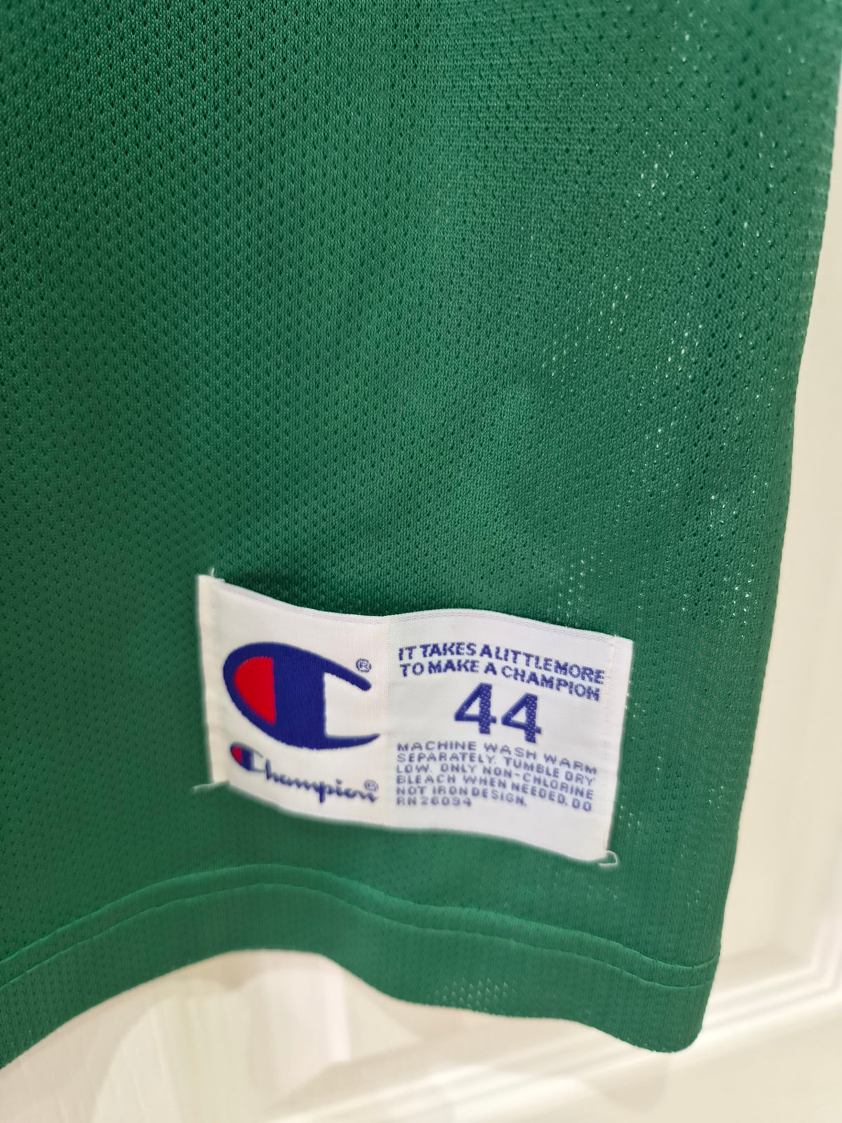 Champion Boston Celtics NBA Basketball Jersey, #33 Bird, Green, Size 44 Large