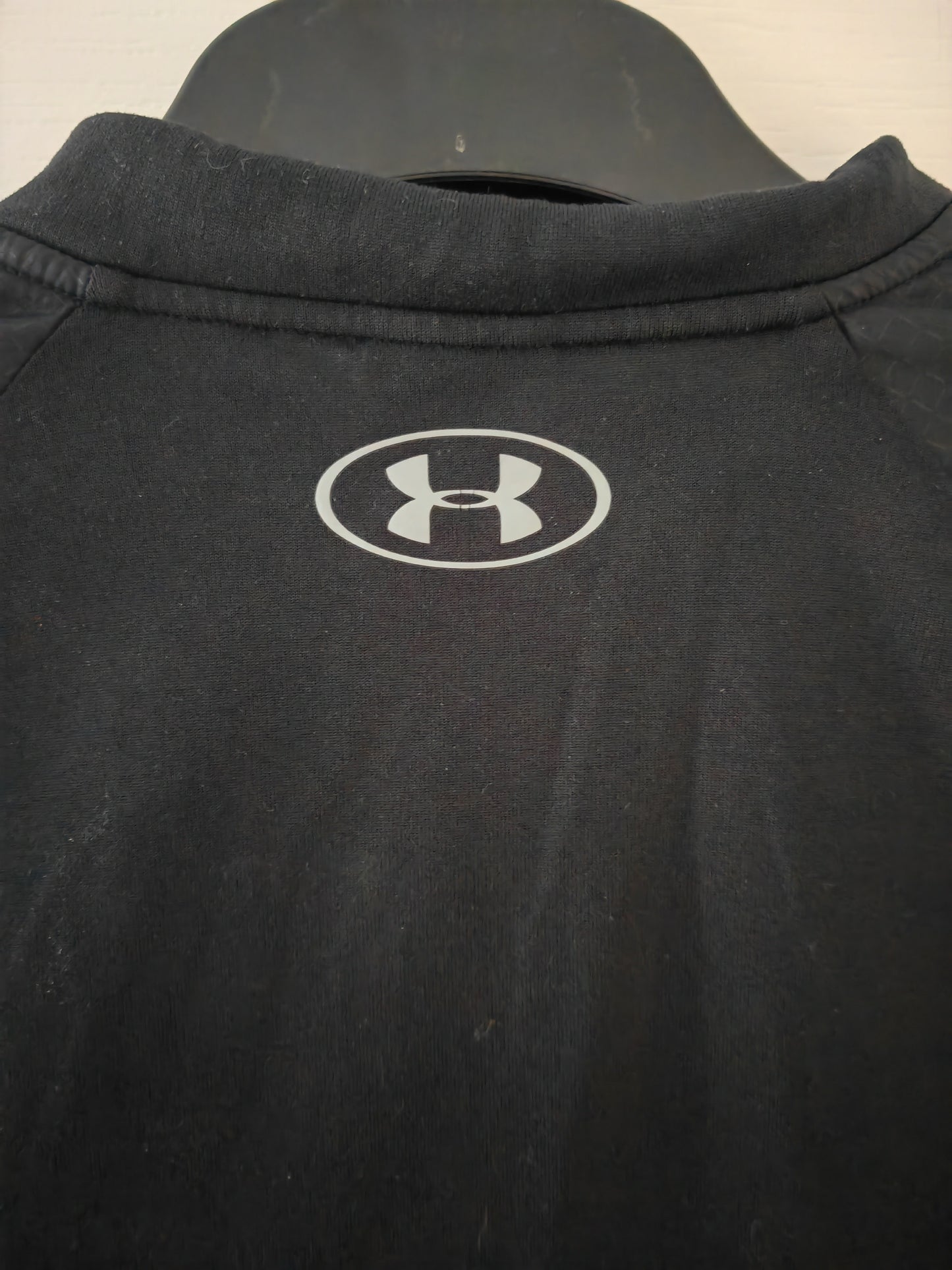 Under Armour 1/4 Zip Long Sleeve Lightweight Training Top, Black, Size Small