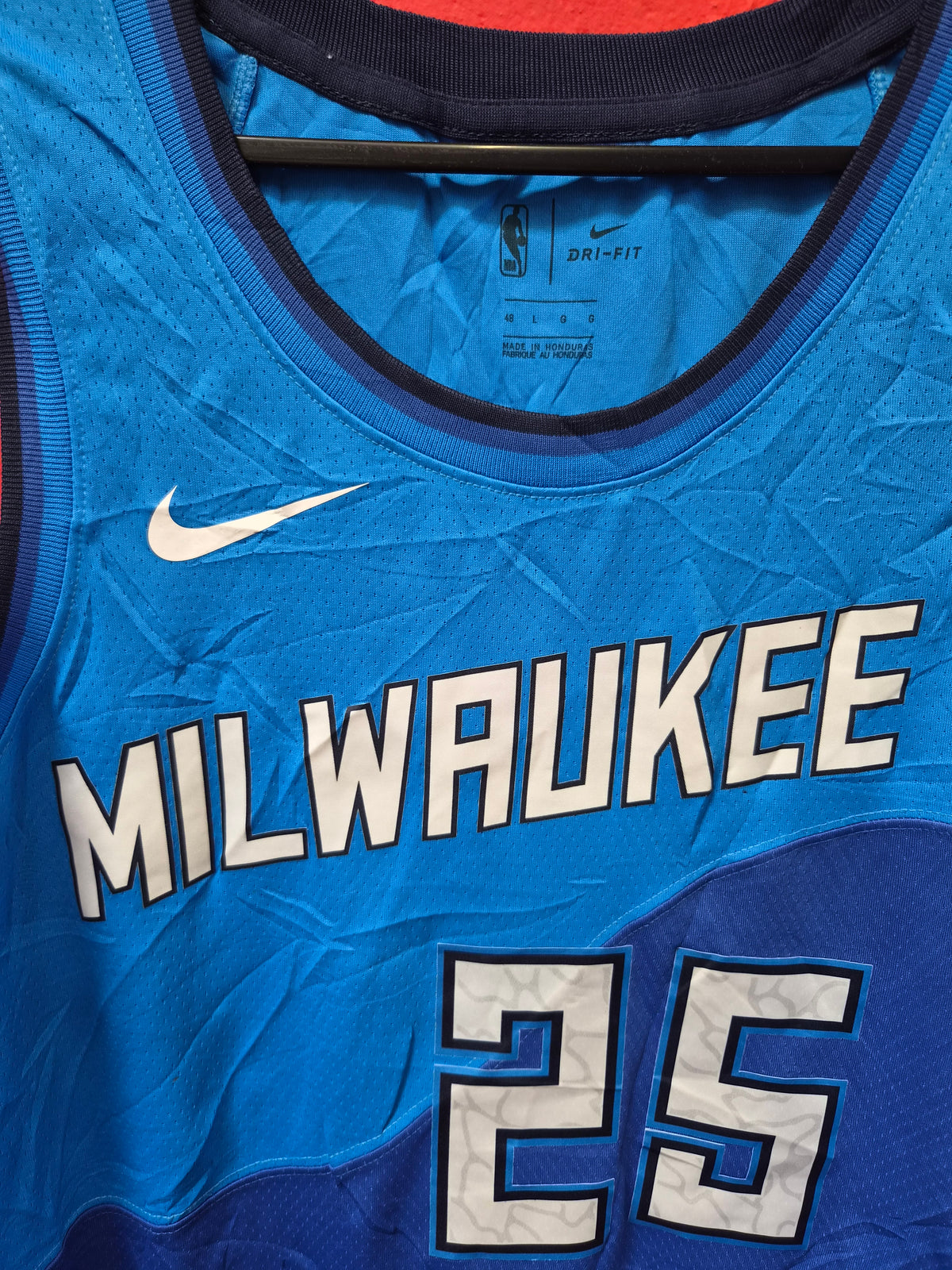 Nike Milwaukee Bucks NBA Jersey, #25 Diakite, Blue, Size Large