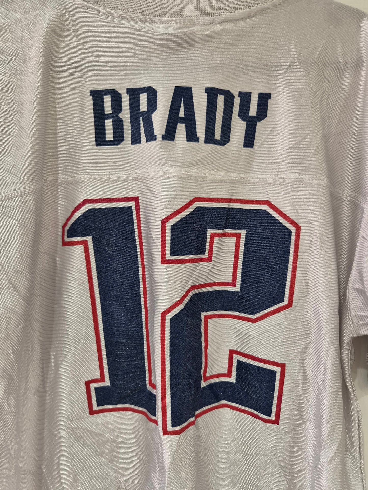 Youth NFL New England Patriots Super Bowl XXXIX Champions T Shirt, #12 Brady, YXL