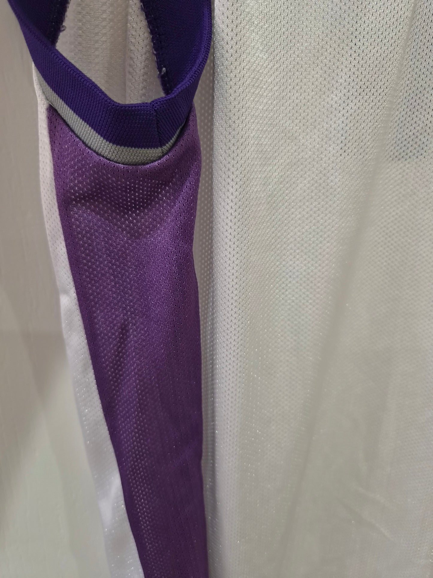 Reebok Sacramento Kings NBA Jersey, #4 Webber, White, Size Large